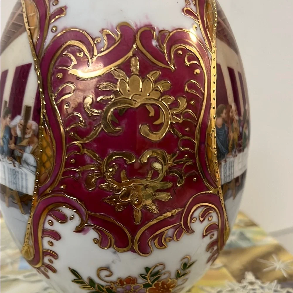 Decorative Ceramic Egg with Last Supper Design - Picture 6 of 13